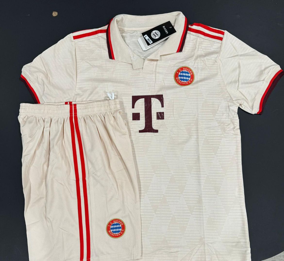 Bayern beige 2024'2025