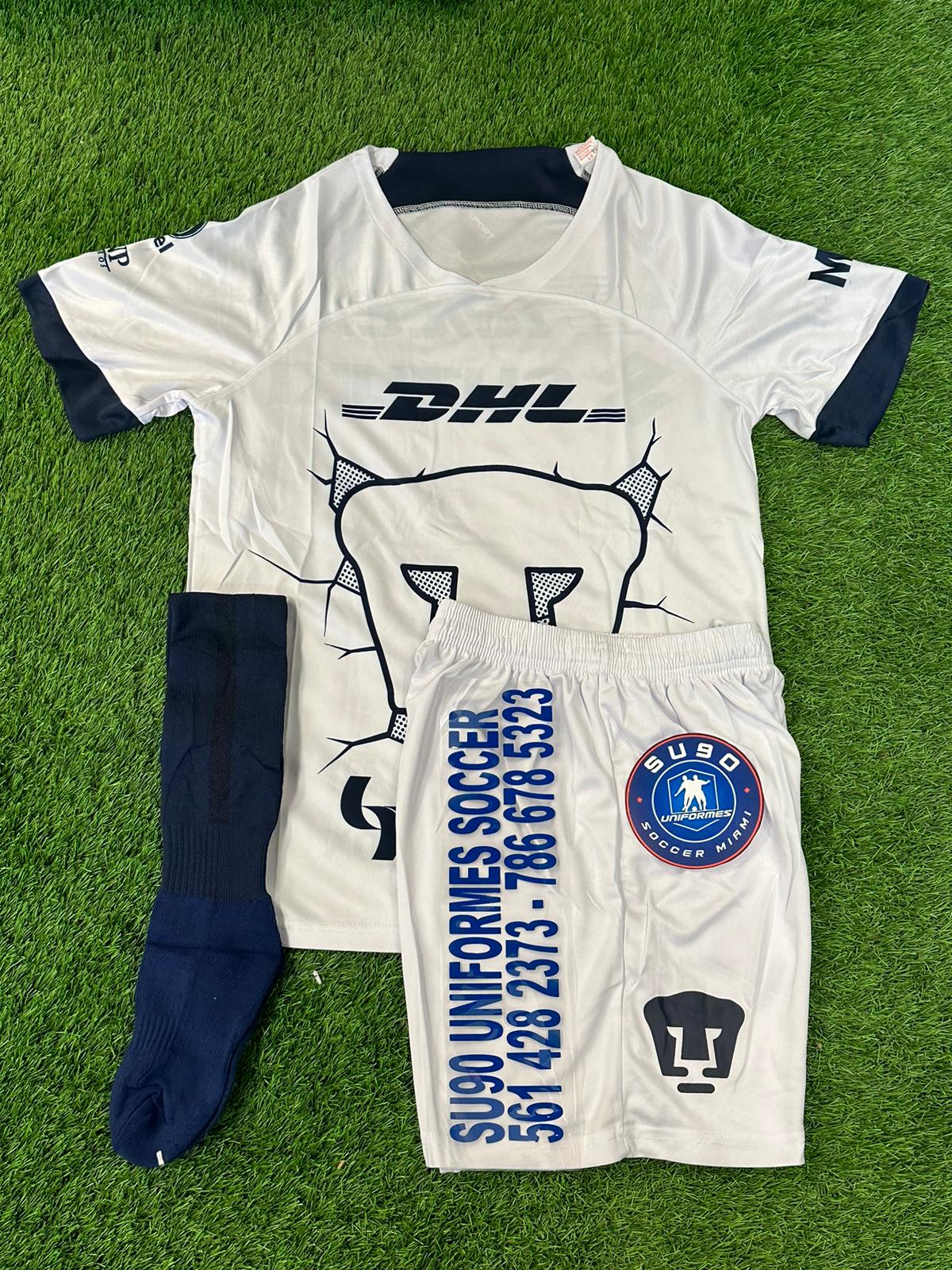 Pumas Home 23/24